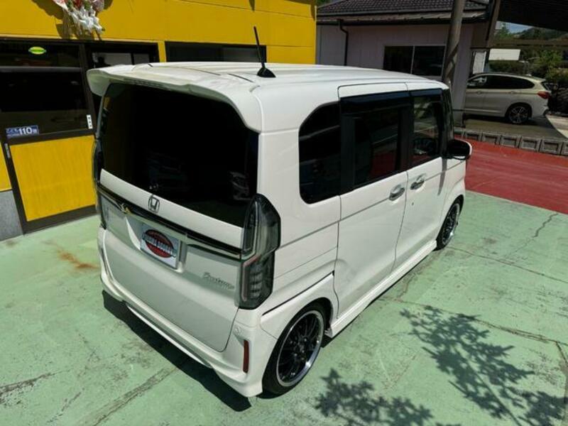 N BOX CUSTOM