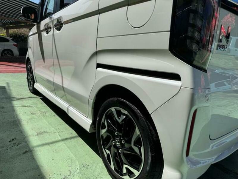 N BOX CUSTOM