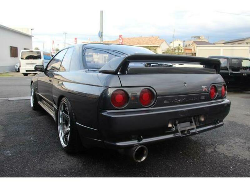 SKYLINE