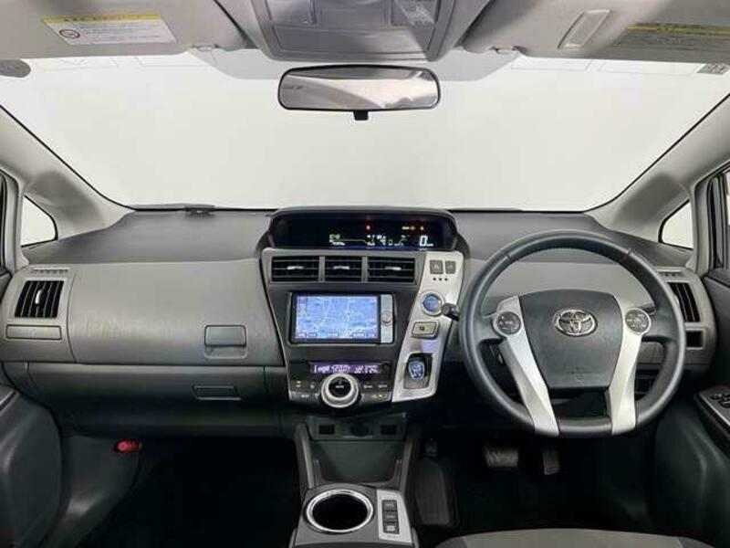 PRIUS ALPHA