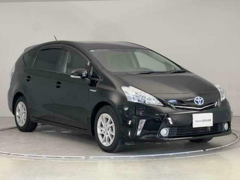 PRIUS ALPHA