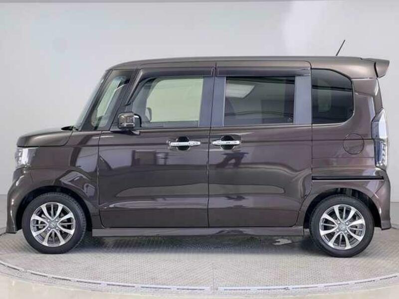 N BOX CUSTOM