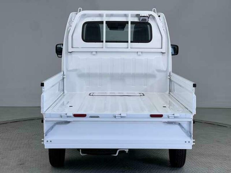 CLIPPER TRUCK