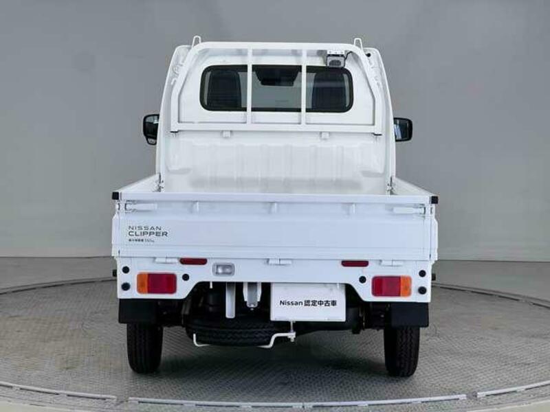 CLIPPER TRUCK