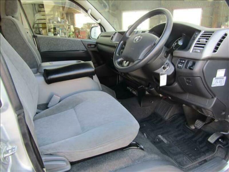 HIACE WAGON