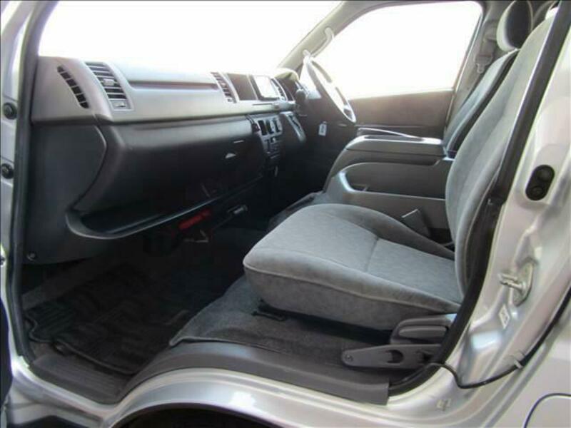 HIACE WAGON