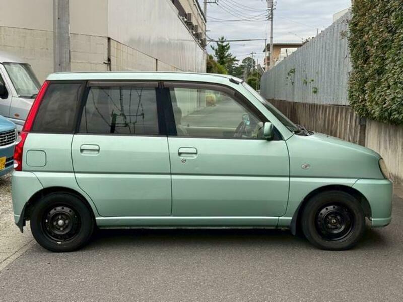 PLEO