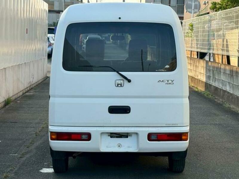 ACTY VAN