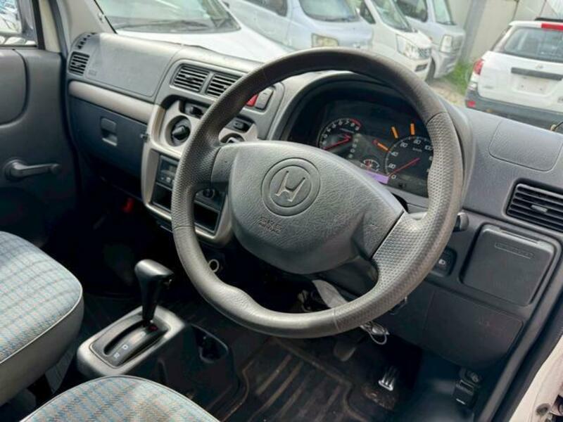 ACTY VAN