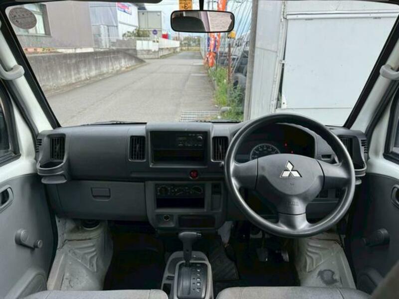 MINICAB VAN