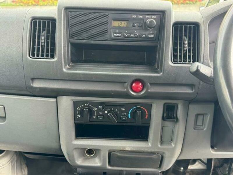 MINICAB VAN