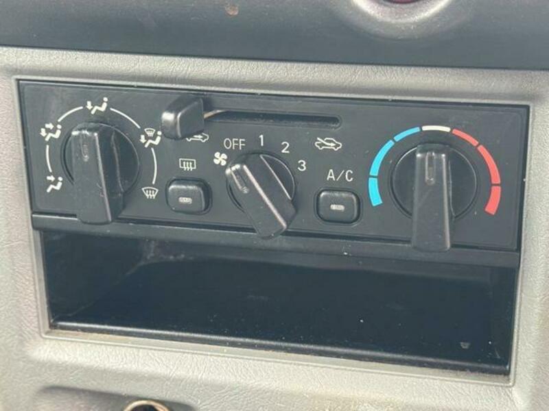 MINICAB VAN