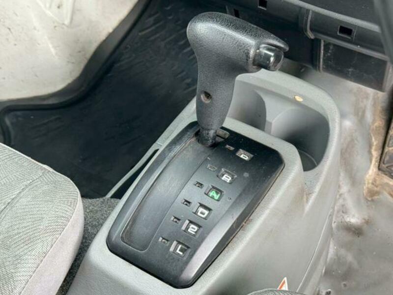 MINICAB VAN