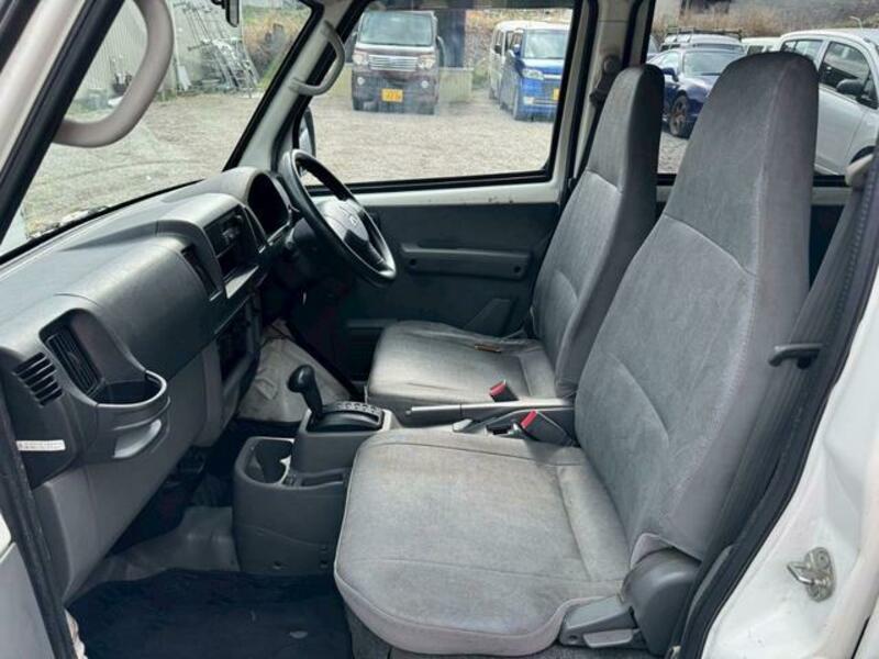 MINICAB VAN