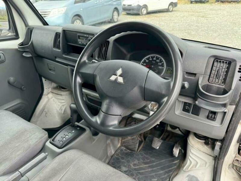 MINICAB VAN