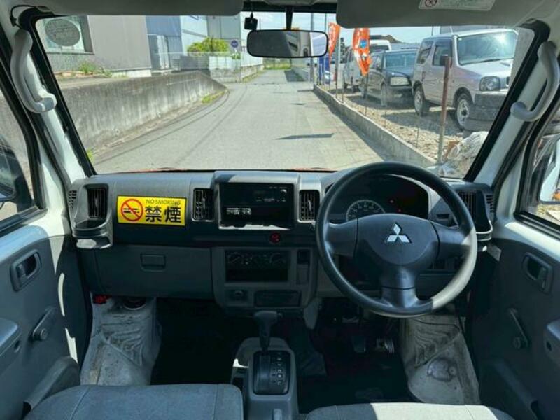 MINICAB VAN