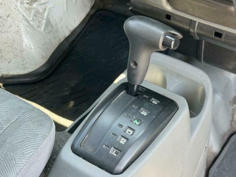MINICAB VAN