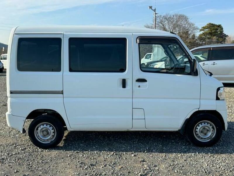 MINICAB VAN