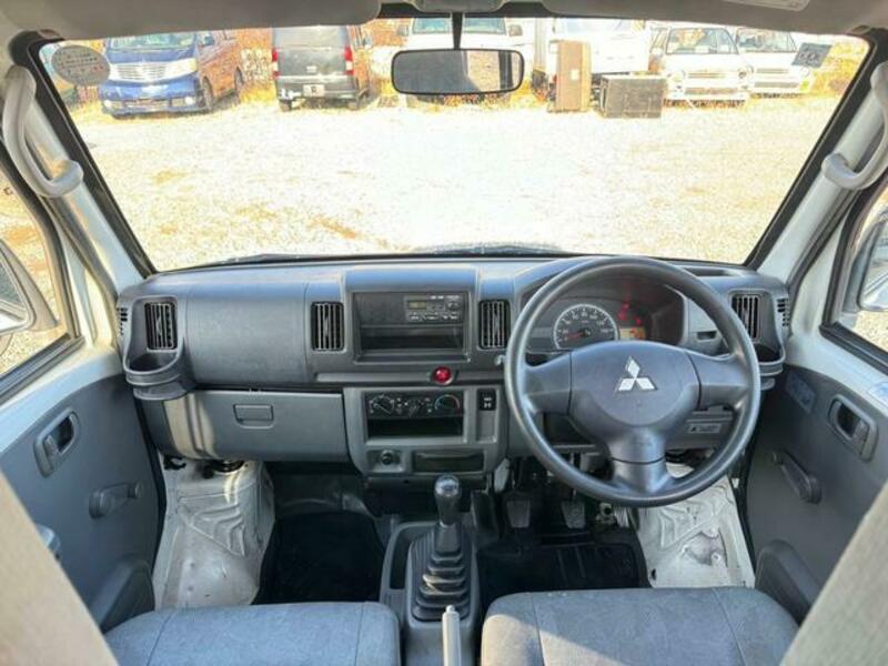 MINICAB VAN