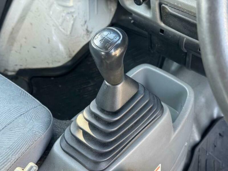 MINICAB VAN
