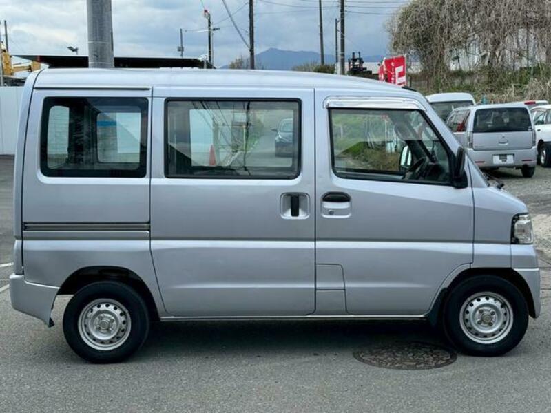 MINICAB VAN