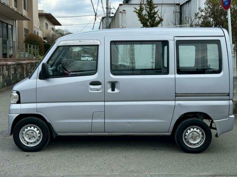 MINICAB VAN