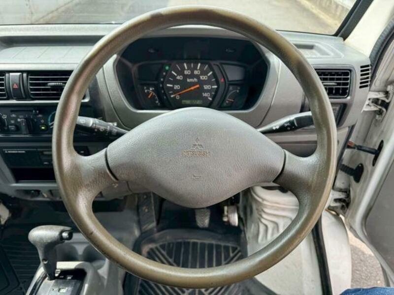 MINICAB VAN