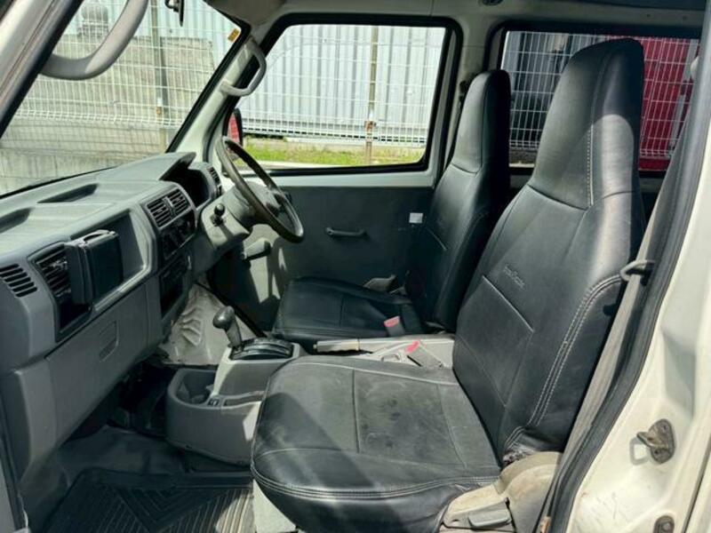 MINICAB VAN