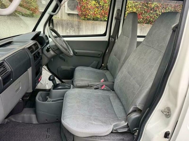 CLIPPER VAN