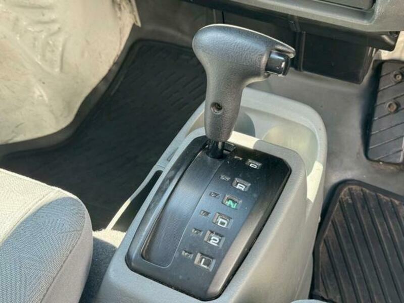MINICAB VAN