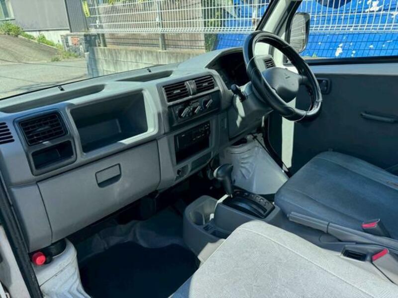MINICAB VAN