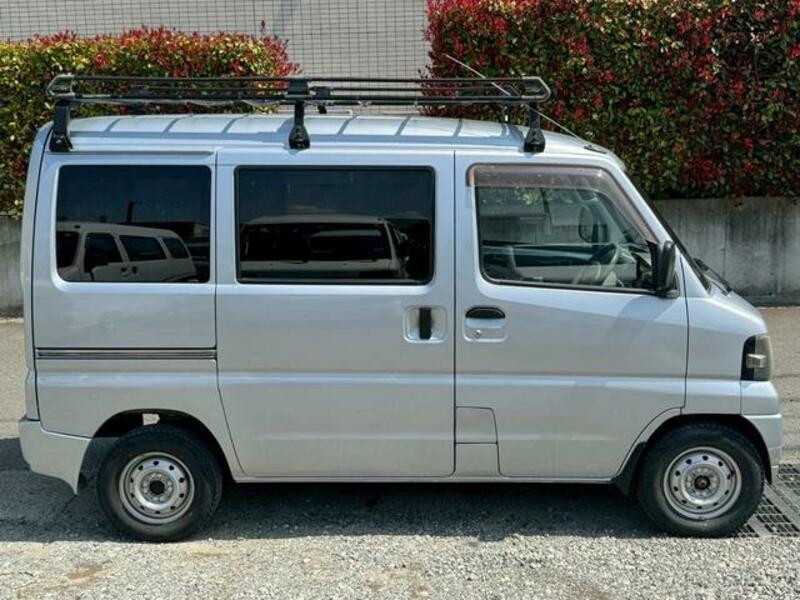 MINICAB VAN