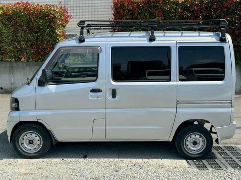 MINICAB VAN
