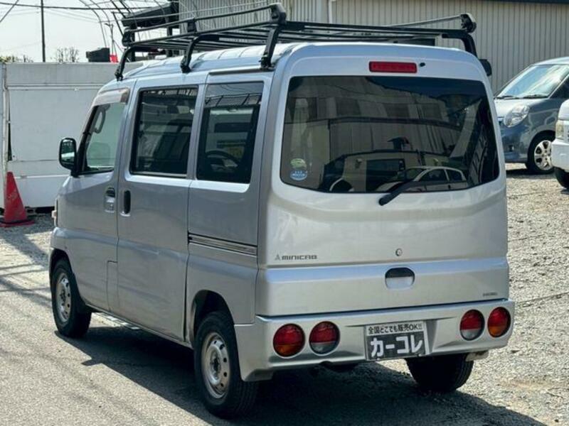 MINICAB VAN