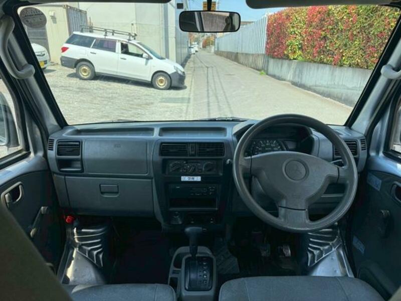 MINICAB VAN