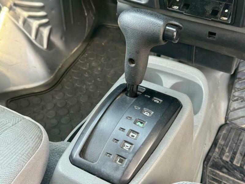 MINICAB VAN