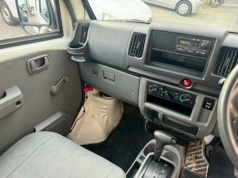 CLIPPER VAN
