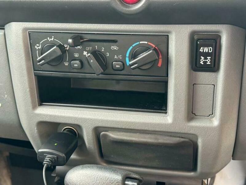 CLIPPER VAN