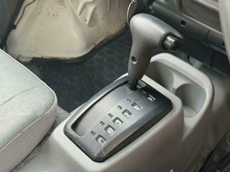 CLIPPER VAN