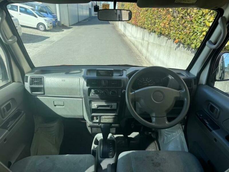 CLIPPER VAN
