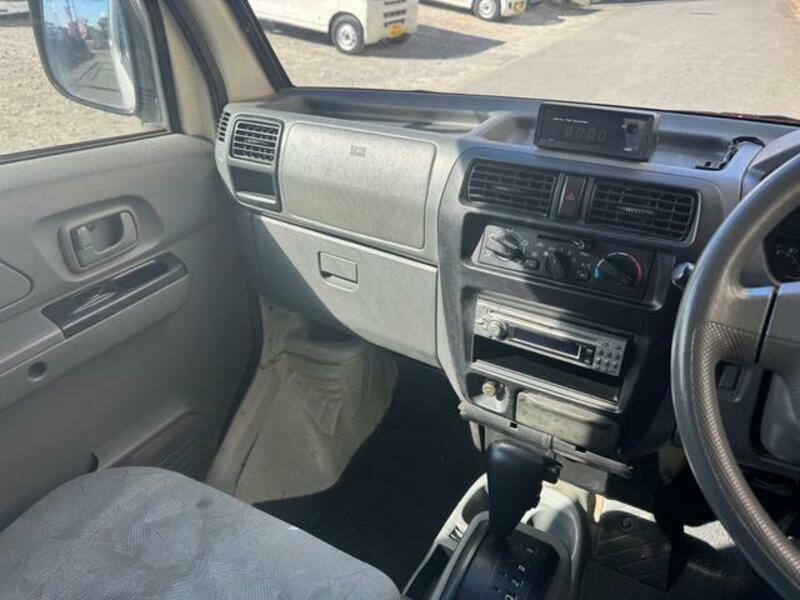 CLIPPER VAN