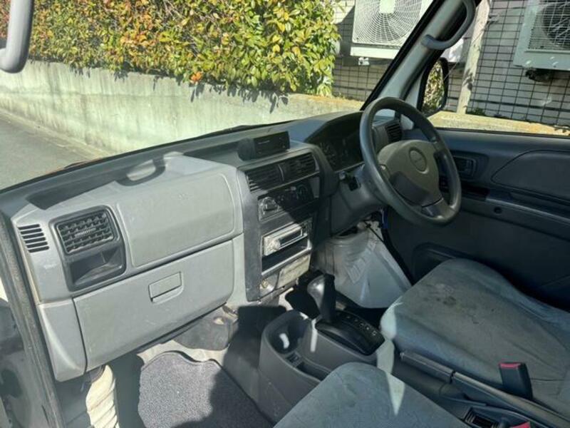 CLIPPER VAN