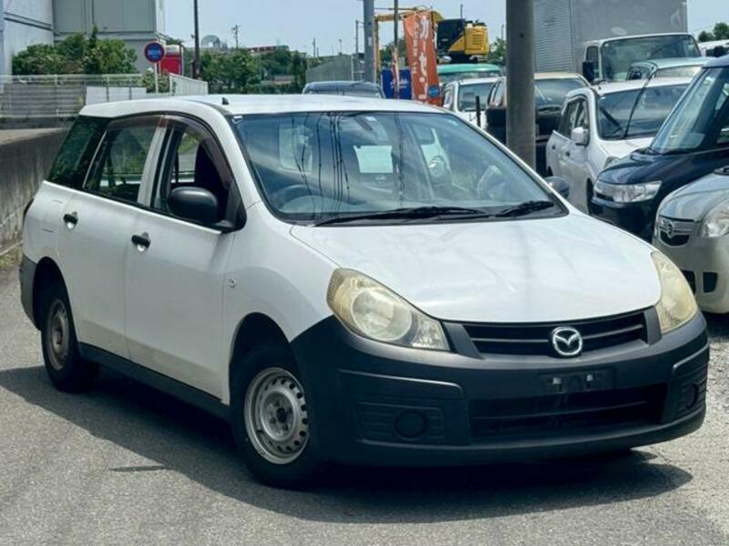FAMILIA VAN
