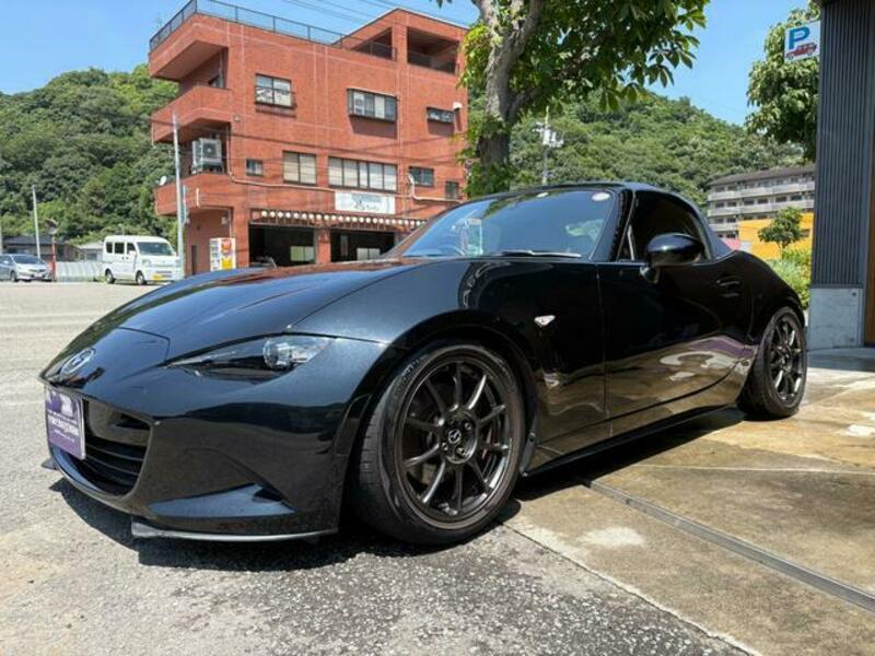 ROADSTER