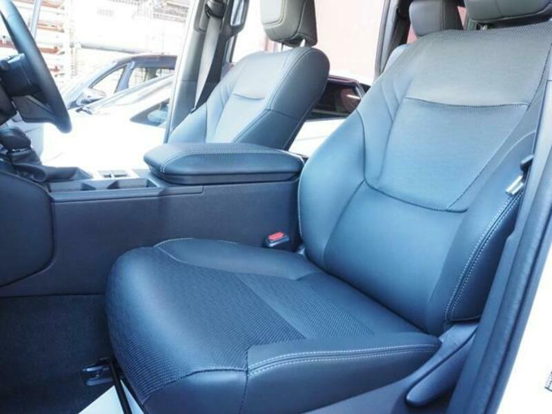 LAND CRUISER 250