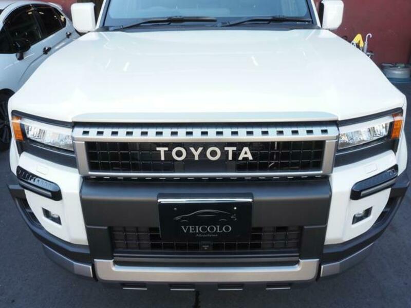 LAND CRUISER 250