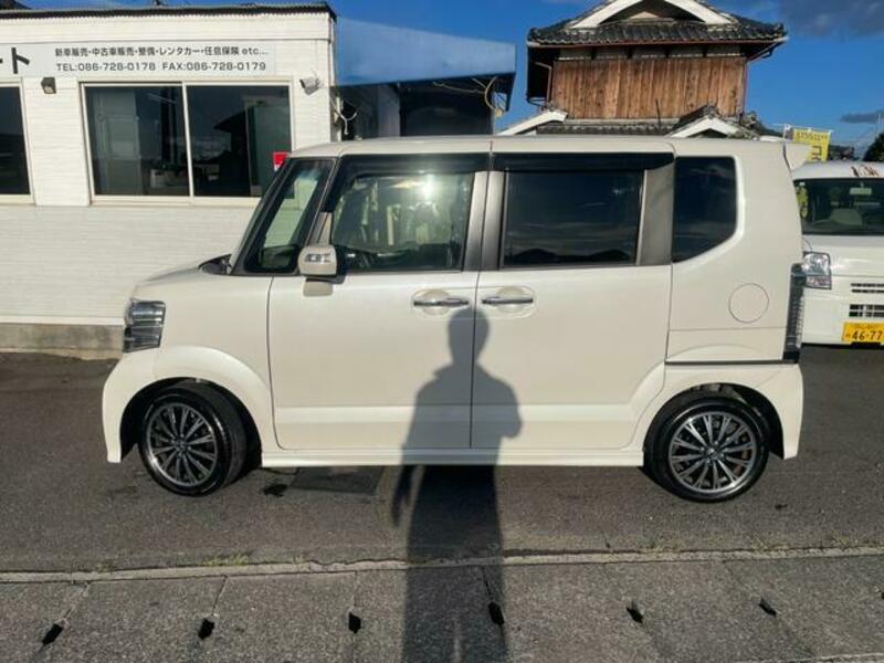 N BOX CUSTOM