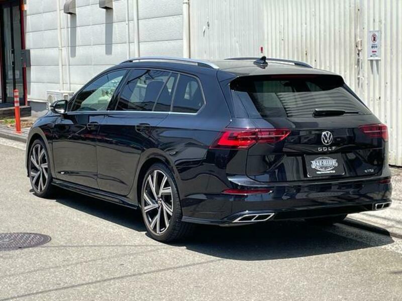 GOLF VARIANT