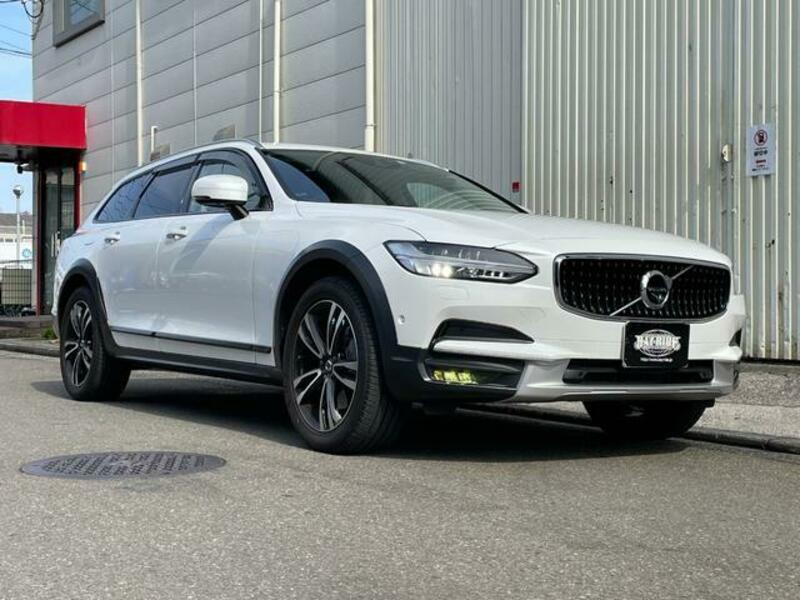 V90