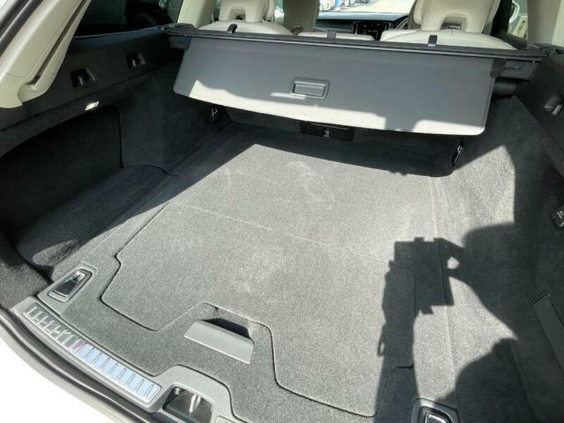 V90